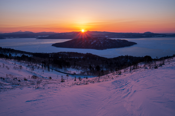 冬　美幌峠の日の出