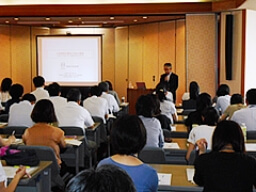 福島市職員向け「経済セミナー」が開催されました。～福島市との地域密着総合連携協定事業～