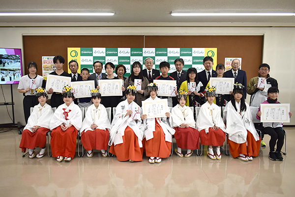 第13回ふくしん「こども応援賞」表彰式が開催されました