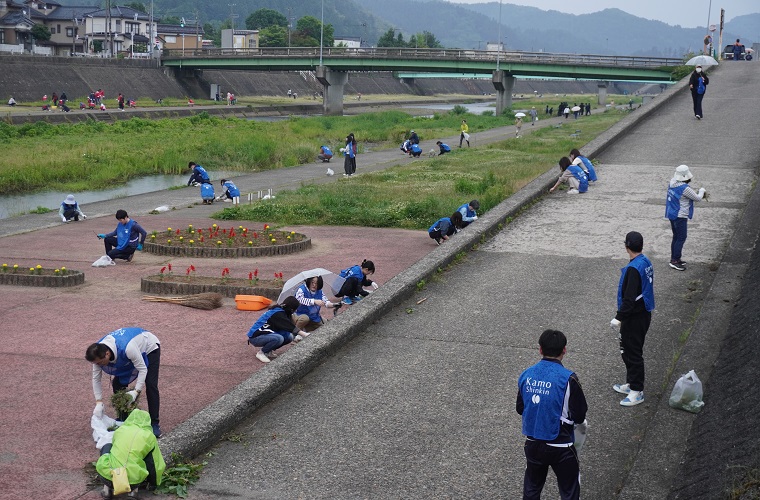 加茂山・加茂川一斉清掃