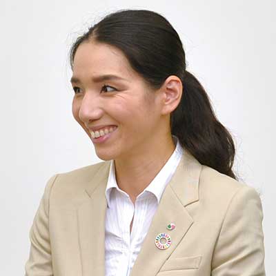 せいしん　女性先輩