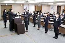 人事異動に伴う辞令交付式開催