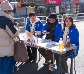 しもきた商店街振興組合主催「しもきた天狗まつりちびっこ天狗道中」