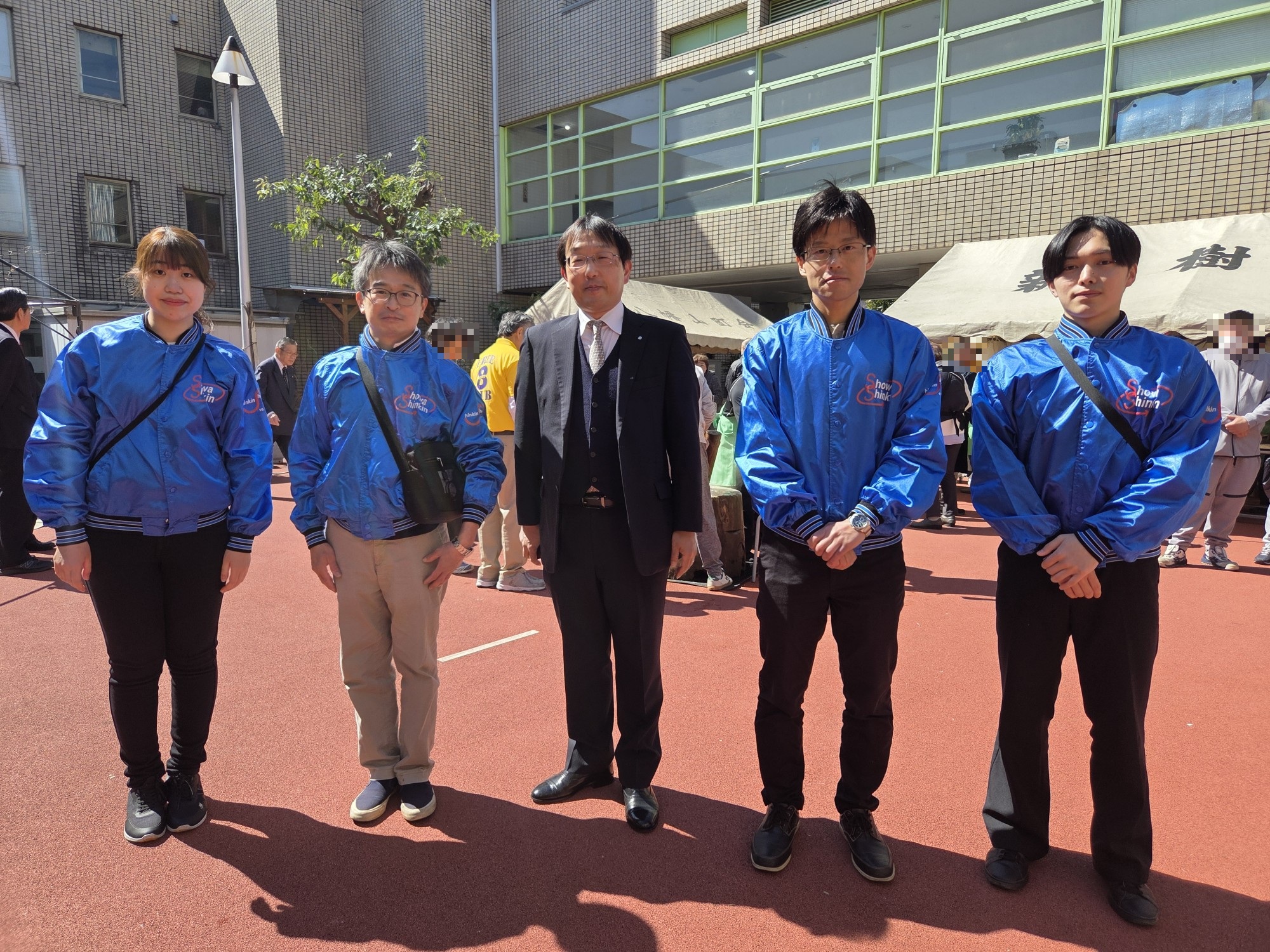 八幡山町会主催「第13回三世代地域交流もちつき大会」